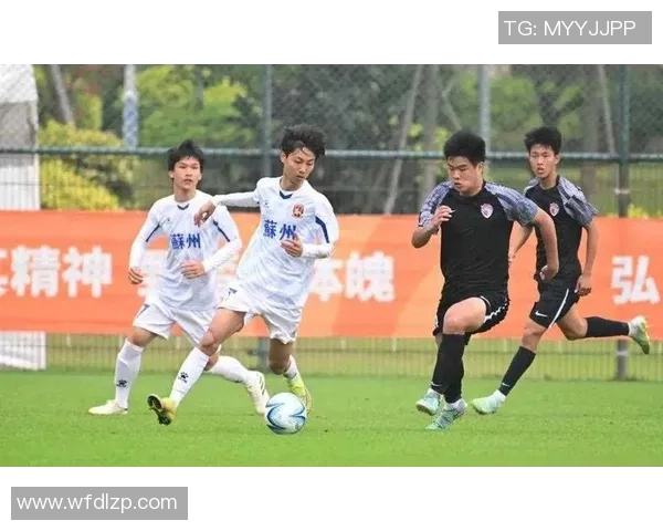 卡塔尔U19与韩国U19激战正酣青年足球赛场的精彩对决 卡塔尔U19与韩国U19激战正酣青年足球赛场的精彩对决