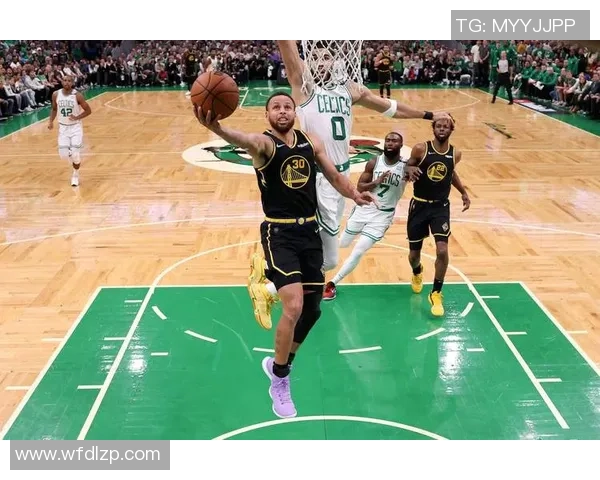 2008年NBA总决赛凯尔特人对湖人第四场精彩回放与赛后分析